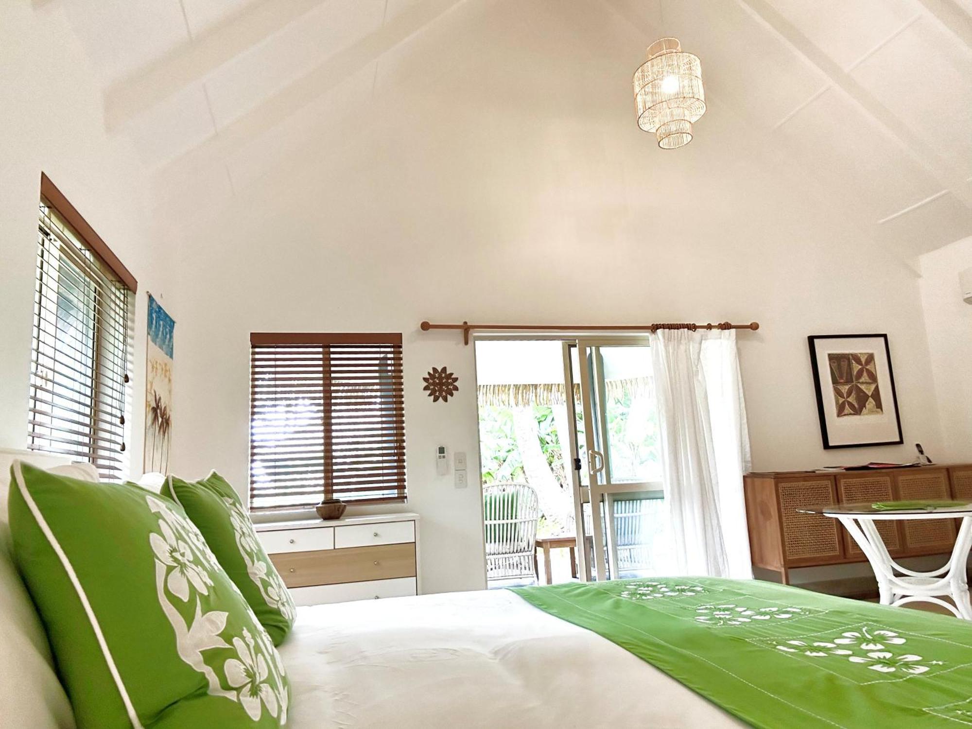 Motu Beachfront Art Villas Rarotonga Exterior foto